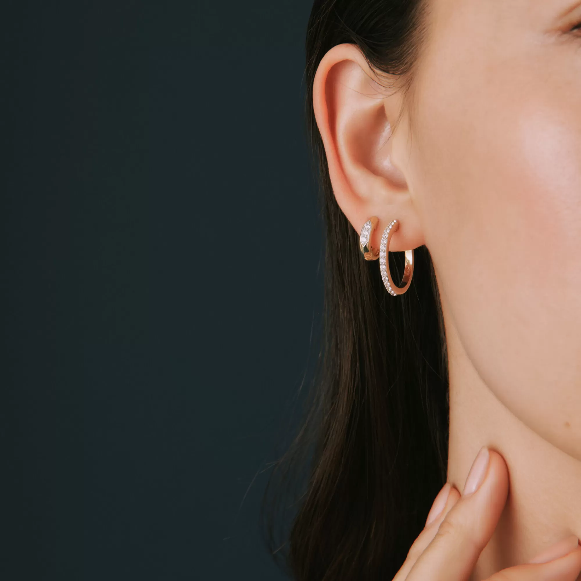 Earrings^Laure by Aurate Diamond Vertical Three-Stone Huggie Hoop Earrings In Vermeil (1/7 Ct. Tw.)